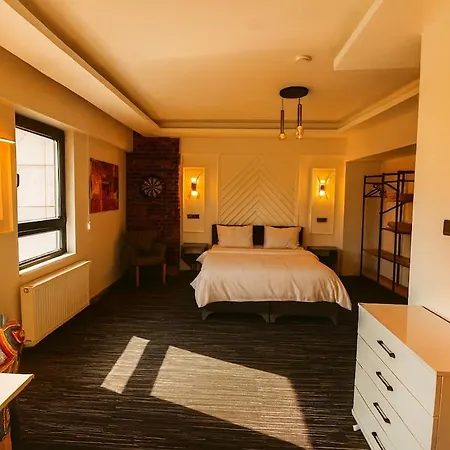 Guestport No 1 Luxury 75 M2 Suite, 2 Bathrooms * İstanbul