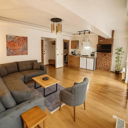 Guestport No 1 Luxury 75 M2 Suite, 2 Bathrooms *