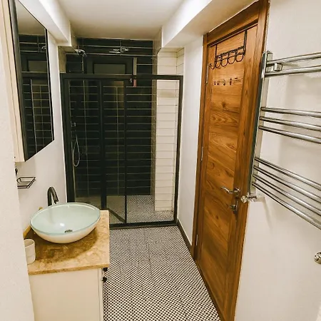 Daire Guestport No 1 Luxury 75 M2 Suite, 2 Bathrooms *
