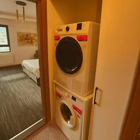 Guestport No 1 Luxury 75 M2 Suite, 2 Bathrooms Daire